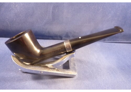 Pipe Dunhill Dress 1105 (2018) 