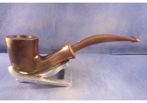 Pipe Dunhill Chestnut 4114 (2018) 