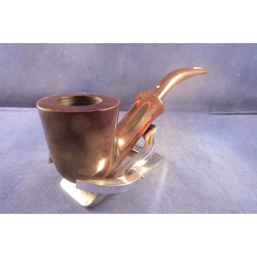 Pipe Dunhill Chestnut 4114 (2018)