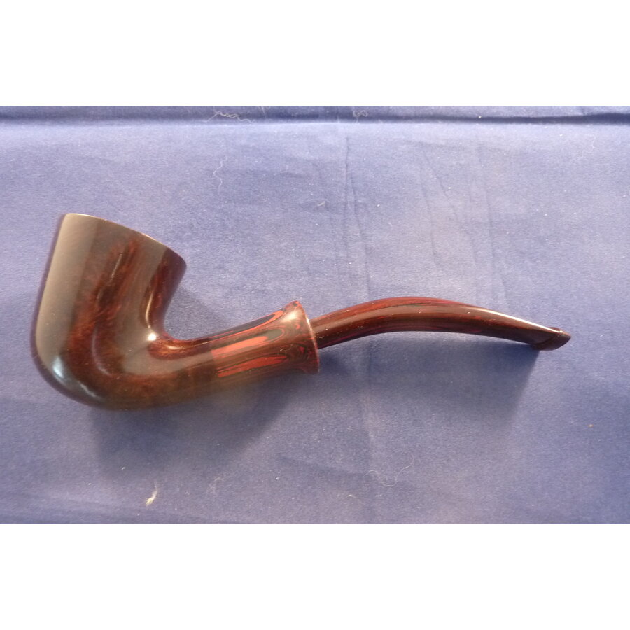 Pipe Dunhill Chestnut 4114 (2018)