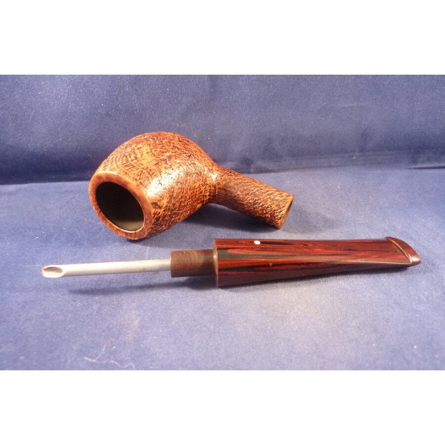 Pipe Dunhill County 4101 (2017)