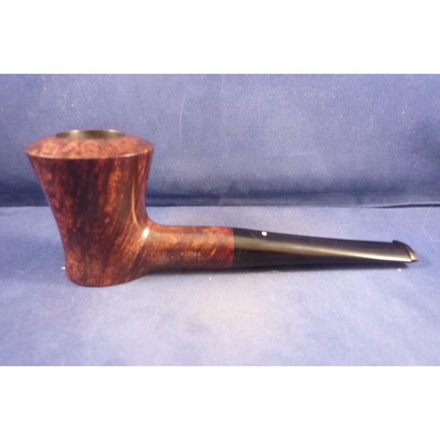 Pipe Dunhill Bruyere 5 (2017)