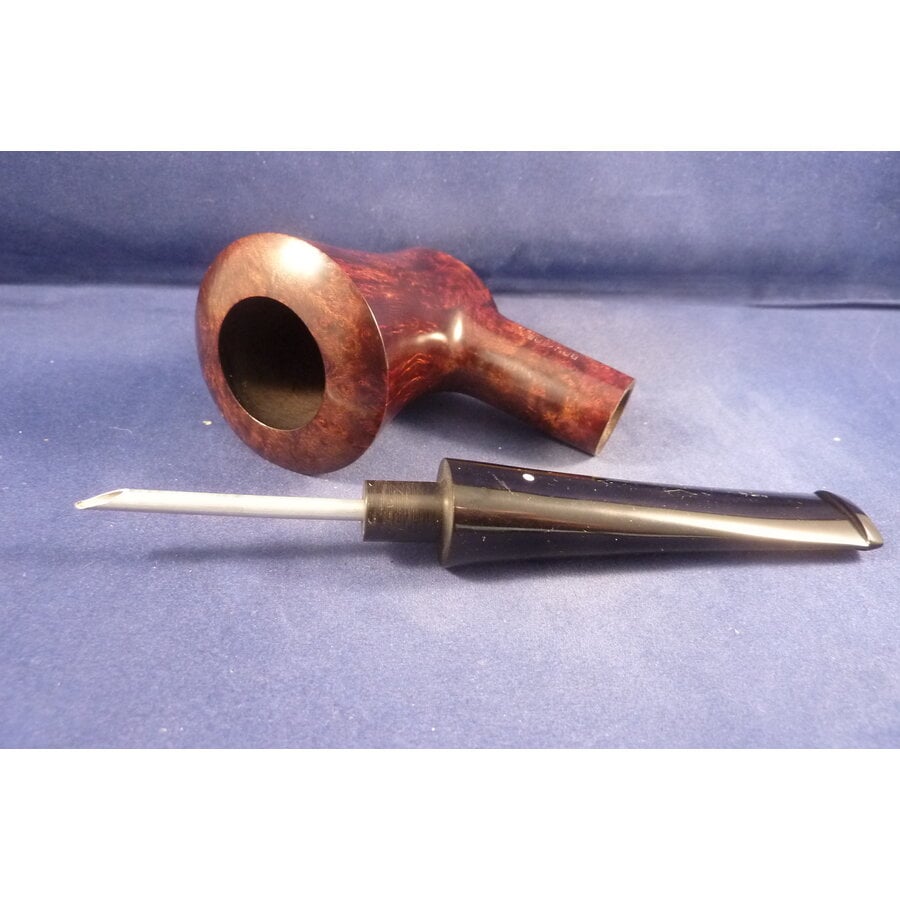 Pipe Dunhill Bruyere 5 (2017)