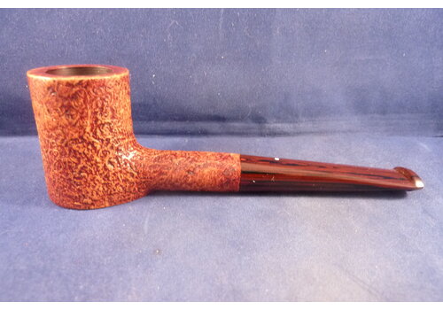 Pipe Dunhill County 3122 (2023) 
