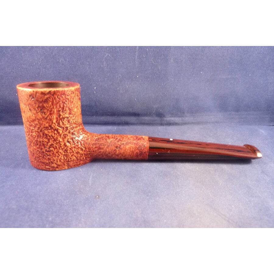 Pijp Dunhill County 3122 (2023)