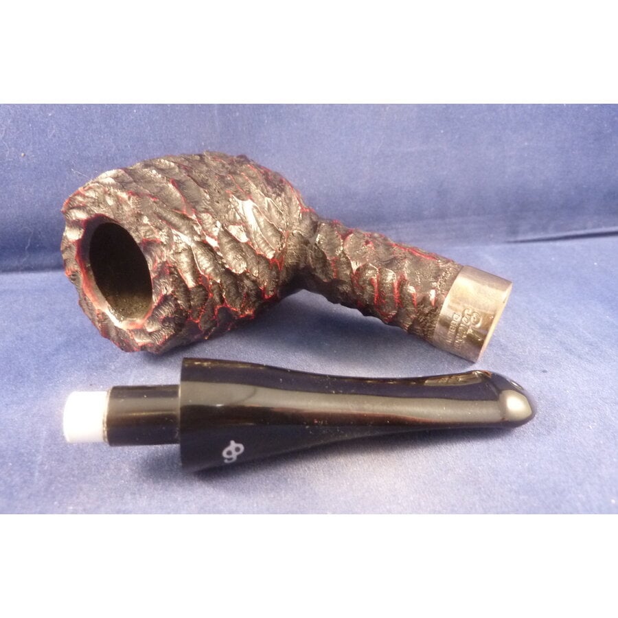 Pijp Peterson House Pipe Rusticated Billiard