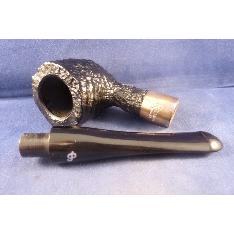 Pipe Peterson Deluxe Classic Sandblasted 606