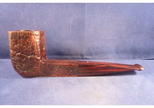 Pijp Dunhill Cumberland 6124F (2020) 