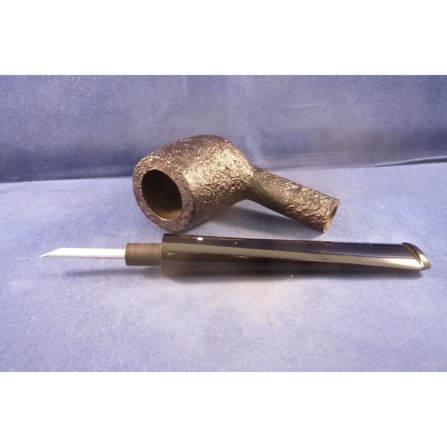 Pipe Dunhill Shell Briar 4303 (2023)