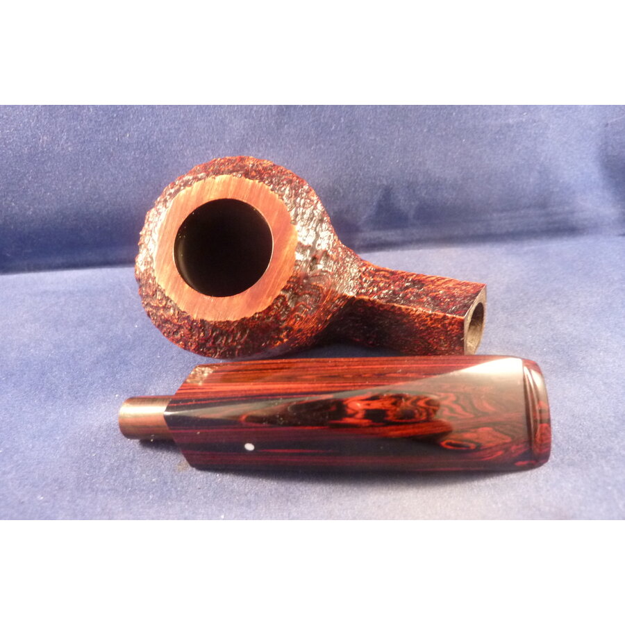Pijp Dunhill Cumberland 3108 (2025)