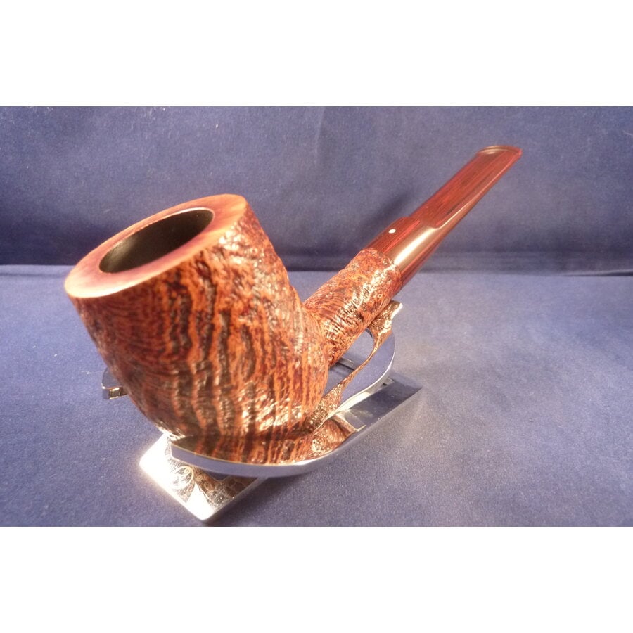 Pipe Dunhill County 4203 (2023)