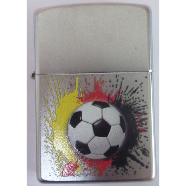 Aansteker Zippo Soccerball Splat Design