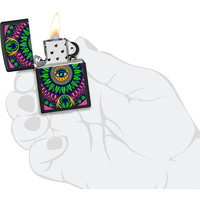 Aansteker Zippo Cannabis Eye Glow in the Dark