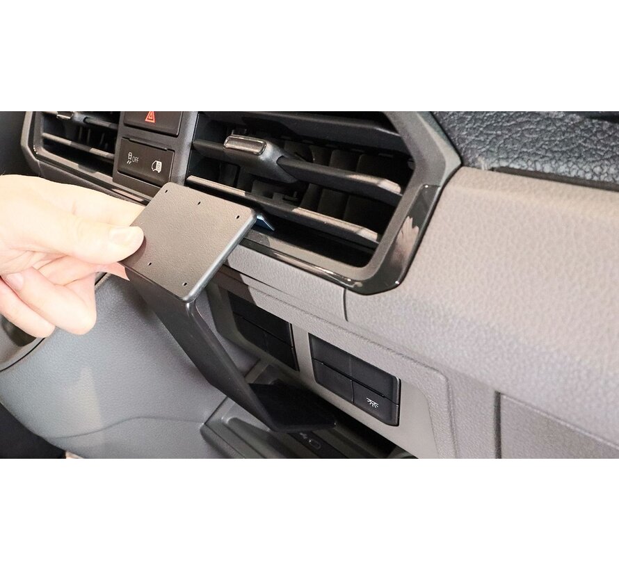 MAN TGE/ VW Crafter 25- Angled mount -ONLY automatic 856196