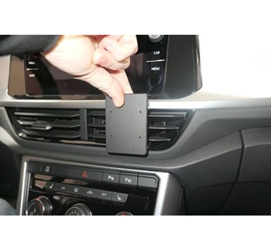 Proclip Volkswagen T-Roc 23- Center mount 855747