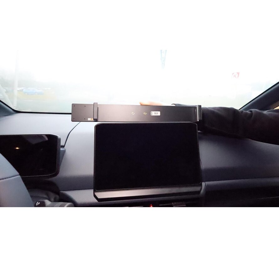 Proclip Kia PV5 Passenger/ PV5 Cargo 25- Center mount
