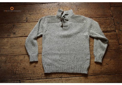 Fisherman out of Ireland New neutral toggle button collar sweat