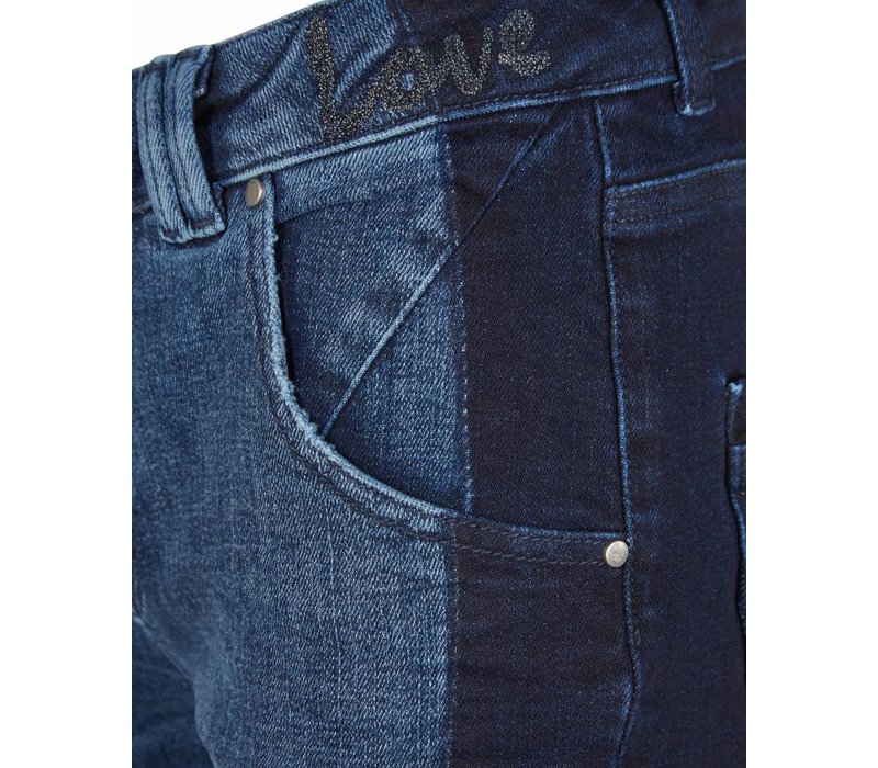 119580 Corney Patch Jeans Blue Denim 410