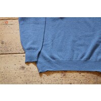 LEVEN 7092 Lambswool sweater VEE Neck Clyde Blue