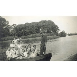 Arnichem - Buitenplaats aan de Vecht. Historie van huis en Haersterveer