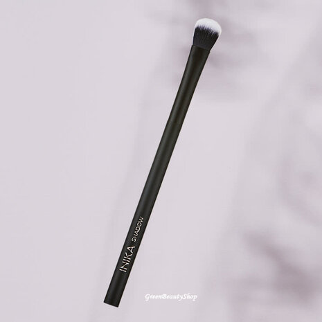 Inika Organic Eyeshadow brush Inika Organic Eyeshadow brush