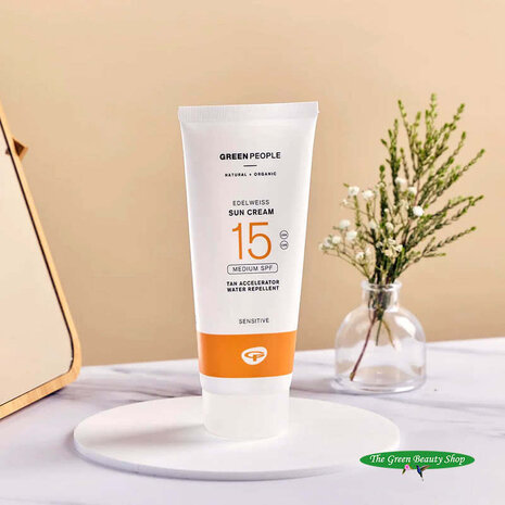 Green People Sonnenschutzcreme LSF 15 + Bräunungsbeschleuniger • 200 ml Green People Sonnenschutzcreme LSF 15 + Bräunungsbeschleuniger • 200 ml