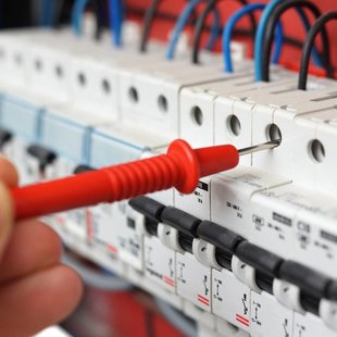 Elektrische keuring - NIET HUISHOUDELIJKE INSTALLATIE