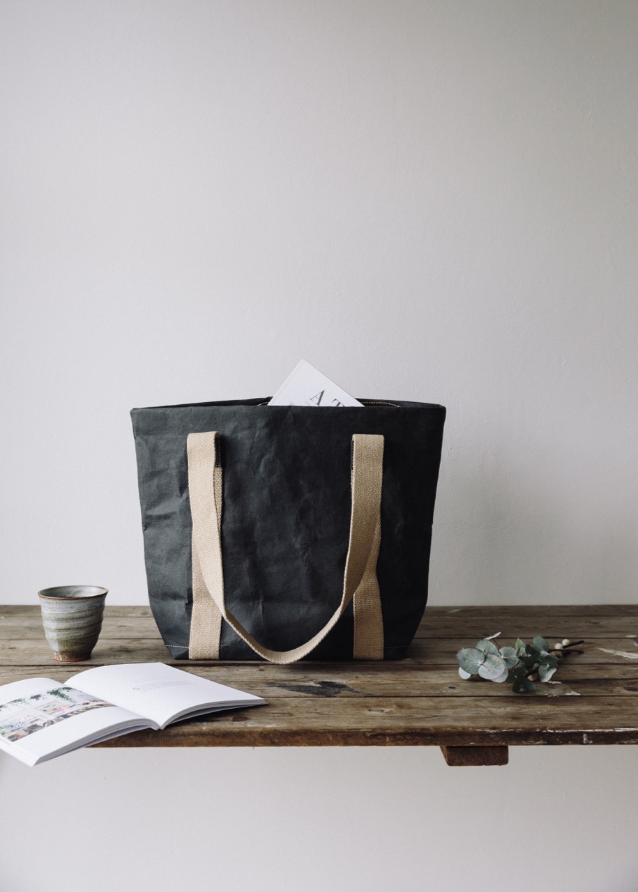 uashmama-shopper-iki-zwarte-vegan-tas