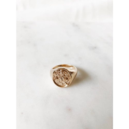 Signet ring gold