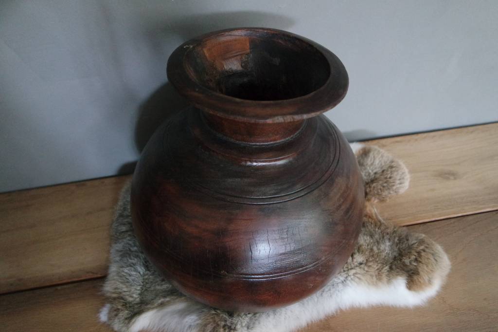 Nepalese pot