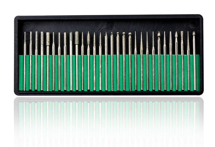 Mega Beauty Shop® Nagelfrees Zwart + 3 MBS® trapeze vijlen, klein bitsets, Freesset 30-delig en 150 schuurrolletjes