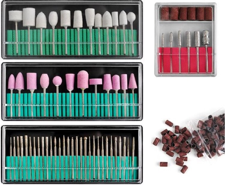 Mega Beauty Shop® Nagelfrees Zilver incl. 111 delige nagelfrees bitjes en schuurrolletjes set