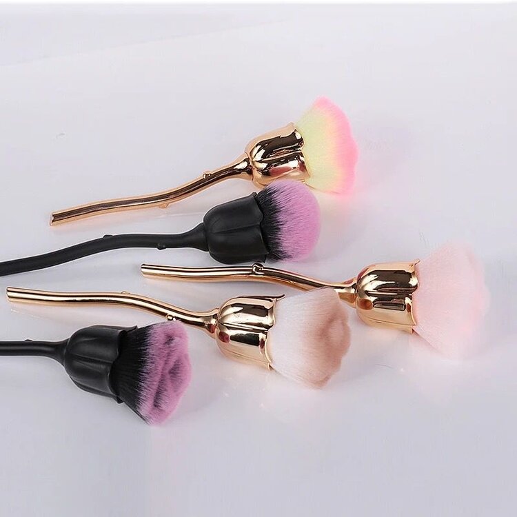 Mega Beauty Shop® Roses nail brush