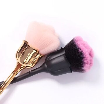 Mega Beauty Shop® Roses nail brush