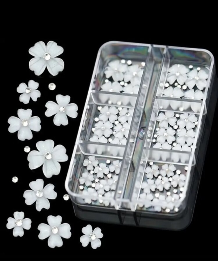 Mega Beauty Shop® Acryl Bloemen 3D wit