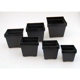 Macetas cuadradas negras 9x9x7,4 cm