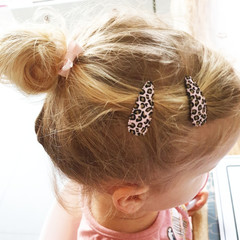 Your Little Miss Klick-Klack-Haarspangen mit Stoff - Leopard print pink