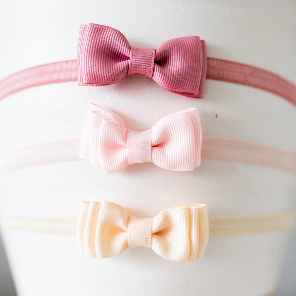 Your Little Miss Baby haarbandje met dubbele strik - Light pink