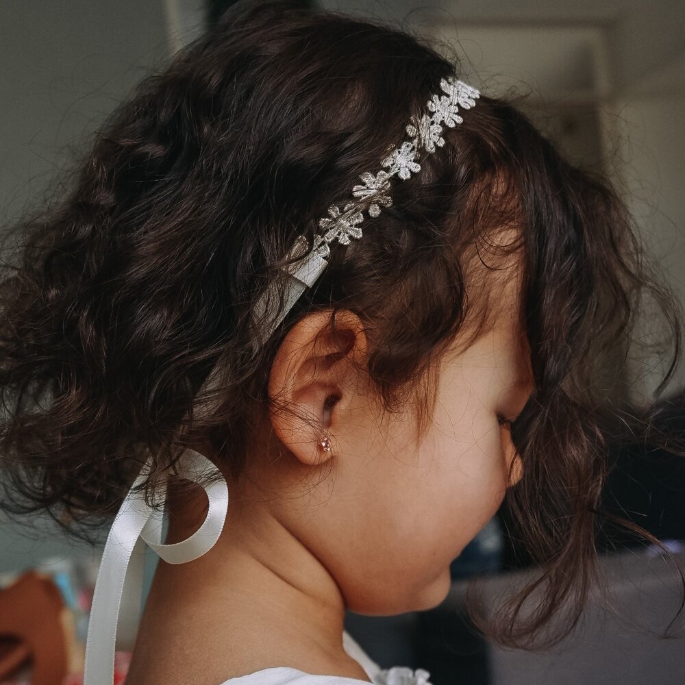 Your Little Miss Haarband mit Spitze und Schleife - sweet flower