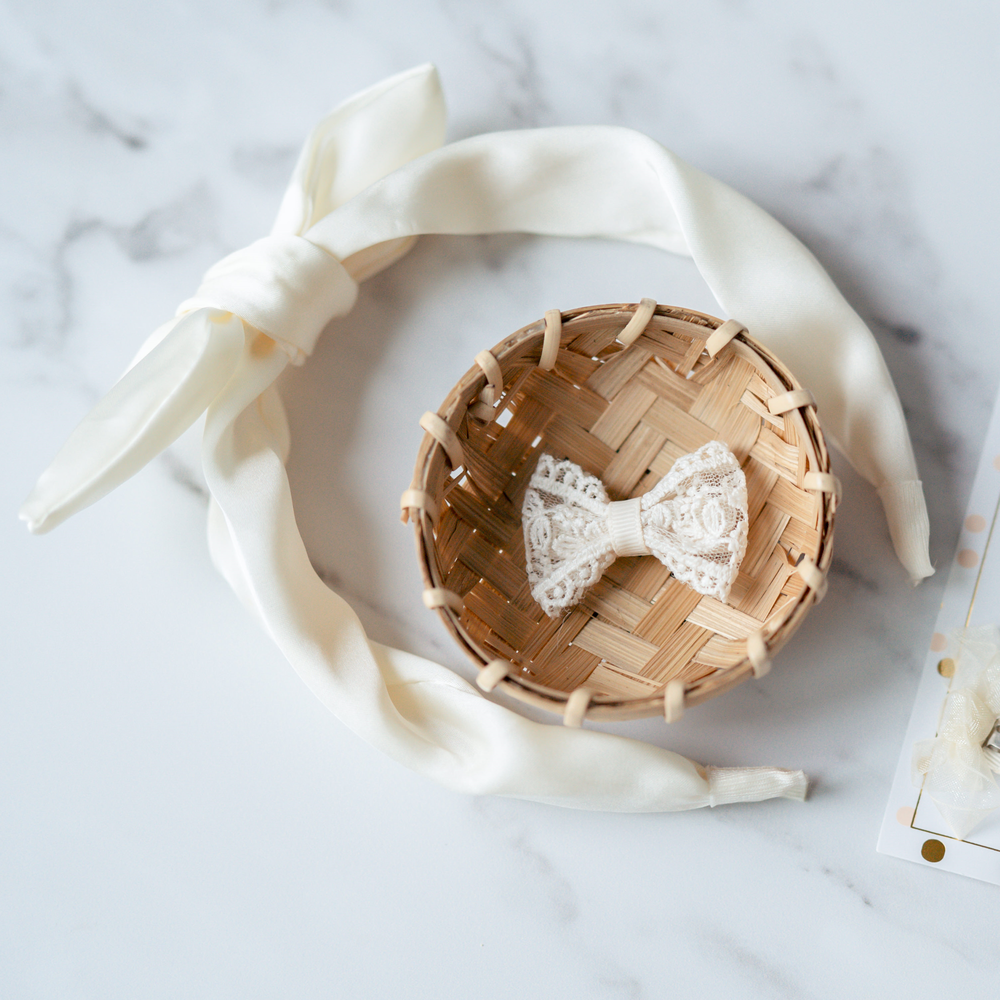 Your Little Miss Baby hair clips with bow - cream lace