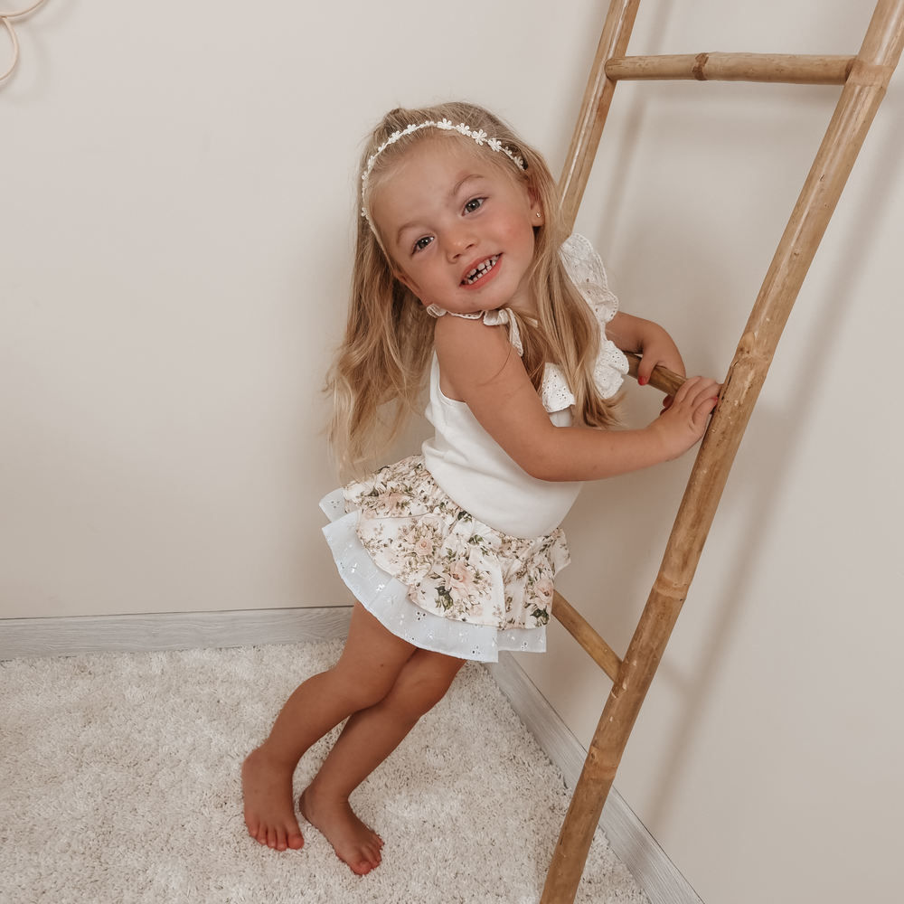 Your Little Miss Headband with lace and ribbon - sweet flower Your Little Miss Headband with lace and ribbon - sweet flower