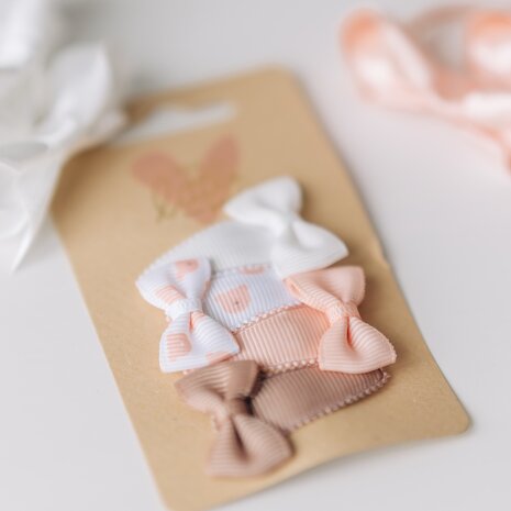 Your Little Miss Baby snap clips with bow - pink bear