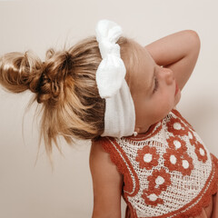 Your Little Miss Baby-Haarband mit Knoten und Schleife - white terry