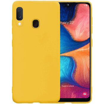 Samsung Galaxy A20e Hoesje Siliconen Hoes Case Cover - Geel