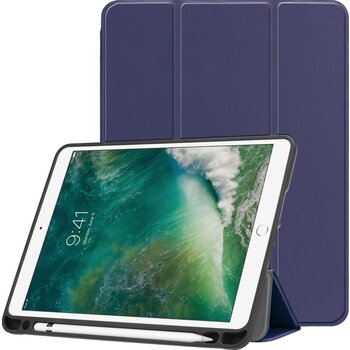 Betaalbare Hoesjes Apple iPad 6 9.7 (2018) Hoesje Book Case - Donkerblauw