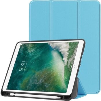 Betaalbare Hoesjes Apple iPad 6 9.7 (2018) Hoesje Book Case - Lichtblauw