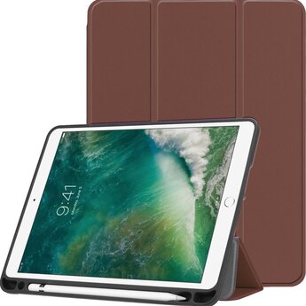 Apple iPad 5 9.7 (2017);Apple iPad Air 1 9.7 (2013);Apple iPad 6 9.7 (2018) Hoesje Book Case - Bruin