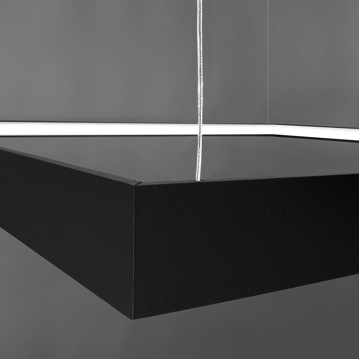 Kronleuchter NELYA M schwarz 4000Kg