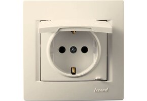 Klappdeckelsteckdose KARINA cremeweiß 250V/16A