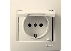 Klappdeckelsteckdose KARINA cremeweiß 250V/16A